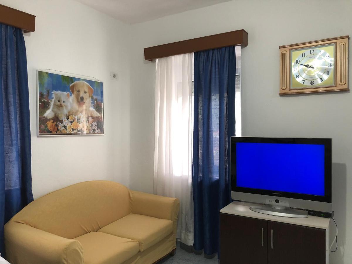 הוילה Delvine Lili'S House מראה חיצוני תמונה